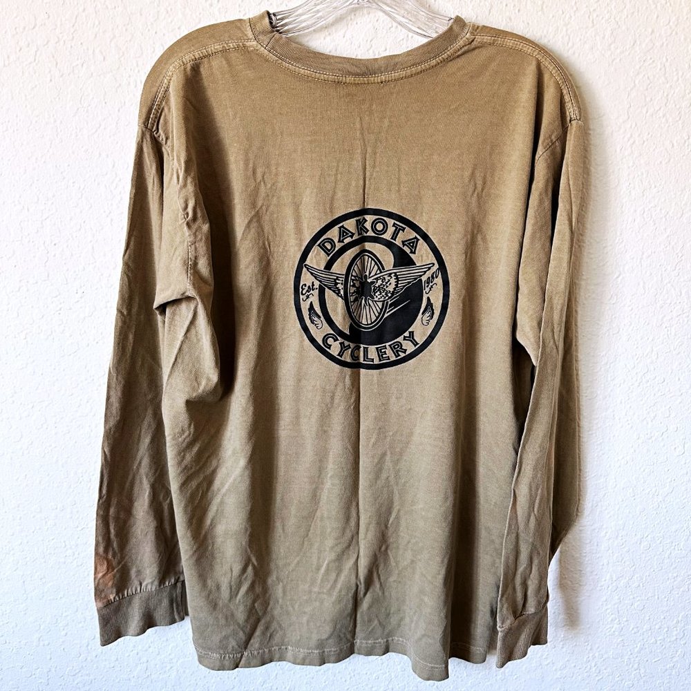 Dakota Cyclery Medora North Dakota Maah Daah Hey Trail Cycling Long Slv T-Shirt